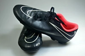 Nike Hypervenom Youth Kids Soccer Cleats 4.5Y- Black w/ Pink Trim EUC - Bild 1 von 6