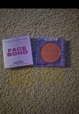 URBAN DECAY FACE BOND RUBOR GAMUZA PUESTA DE SOL + VID Foto 1 de 4