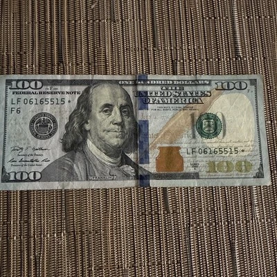100 Dollar Bill with Star - Image 1 of 3