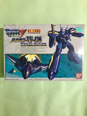 Macross 7 1/144 Valkyrie VF-17S Bat Lloyd mode Fighter mode 2 aircraft set Plas - Image 1 of 4