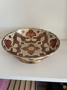 Vintage Solid Brass Painted/Enamel Bowl Scallop Edge Pedestal Trinket Dish India - Picture 1 of 5