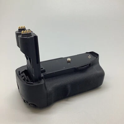 Zeikos ZE-CBG7D Battery Grip for Canon 7D - UNTESTED - Image 1 of 4