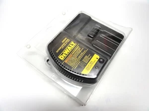 DeWalt New Genuine DW0245 24V Battery Charger for DW0240 DW0242 DW0246 Stryker - Picture 1 of 5