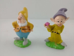 2.5" Disney Dopey and Sneezy Princess Snow White PVC Figures Cake Topper - Picture 1 of 6
