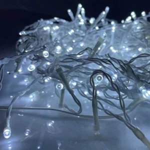 LED Eisregen Lichtervorhang 720 kaltweiß Weihnachtsbeleuchtung - Bild 1 von 1