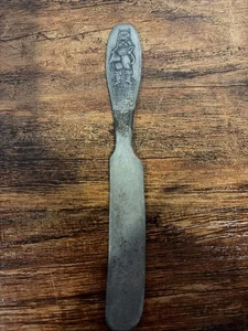 Cuchillo de mantequilla de mesa plateado vintage Regal Silver Company Puss In Boots - Imagen 1 de 5