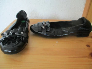 Schwarze Ballerinas Gr. 37 NEU flach perfekt KENNEL & SCHMENGER Slipper - Bild 1 von 5