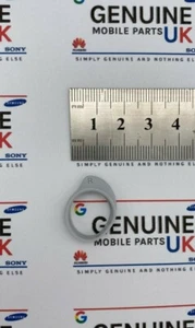 Genuino Samsung Galaxy Buds SM-R170 punta de ala de goma plateada derecha Med GH67-04333D - Imagen 1 de 1