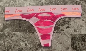 NWT VICTORIA'S SECRET S LAVENDER PINK LIPS THICK LOGO BAND RARE THONG PANTIES - Picture 1 of 3
