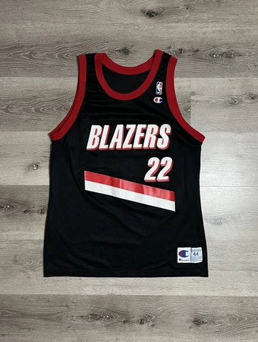 Champion Portland Trailblazers Clyde Drexler Jersey Sz 44 NBA Vintage Cover