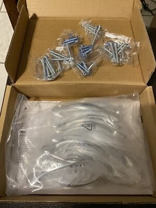 Neu Amazon Basics abgerundeter Fuß Schrankgriff Satin Nickel 4,63" Länge 10er Pack - Bild 1 von 3