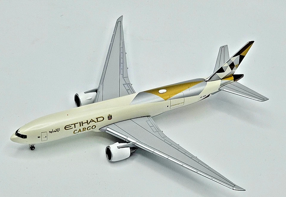 Etihad Airways Cargo Boeing 777F 1 500 Reg A6-DDD Herpa 538282