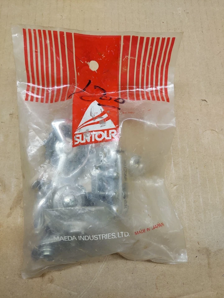 SUN TOUR aR Rear derailleur  NOS - Image 1 of 4