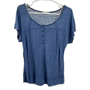 Umgee blue M burnout tee buttons raw hem casual lounge layering - Picture 1 of 10