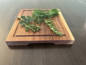 Sapele Wood Cutting Board - Picture 1 of 6