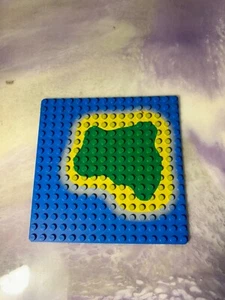 Vintage Lego Pirates Pirate 6265 6260 Island Base Plate 16x16 Ocean Blue Green - Picture 1 of 4