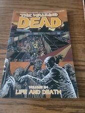 The Waling Dead Life and Death by Dave Stewart (2015, Trade Paperback)