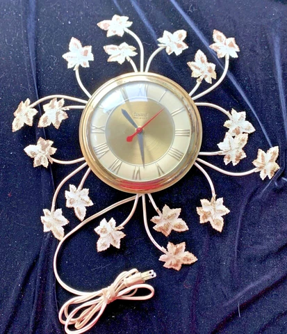MCM 1962 United Electric Starburst Style Wall Clock Model 77 USA WORKING COND Cover
