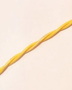22 AWG UL1007 UL1569 Alambre AMARILLO + AMARILLO con RAYA BLANCA Par Retorcido 50 PIES - Imagen 1 de 2