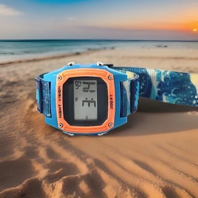 Reloj de visión nocturna tiburón serie Signature Freestyle x Luke Davis FS101001 para dama Foto 1 de 4