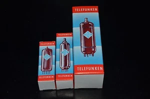 16 cajas de tubos TELEFUNKEN TRES TAMAÑOS (Noval/Octal) ECC83 EL84 EL34 GZ34 - Imagen 1 de 9