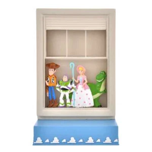 Figura Toy Story Luz LED y Reloj Disney Japón Store Como Nueva - Imagen 1 de 11