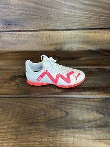 PUMA Future Play IT JR White & Pink Indoor Soccer Shoes Kids Sz 2 Youth - Picture 1 of 17