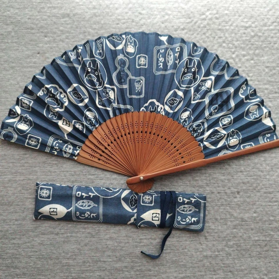 Складной вентилятор Sensu узор Тоторо - Изображение 1 из 1