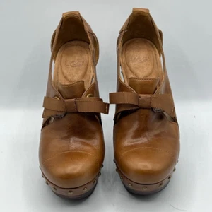 UGG Australia Celestina Platform Heel Womens 5 Brown Leather Slip On Studded Bow - Picture 1 of 10