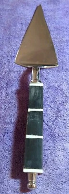 Retro Pie Cake Server Vintage Unique Ergonomic Handle Heavyweight Spade Untilsil - Image 1 of 4