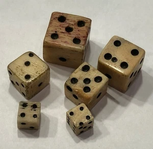 6 Vintage Knochen (Rinder) Würfel (1/4”-9/16”) - Bild 1 von 3