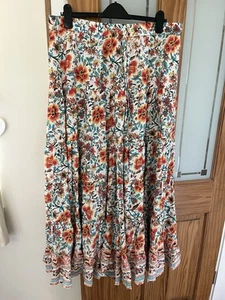 Falda boho floral en capas Joe Browns 18 - Imagen 1 de 8
