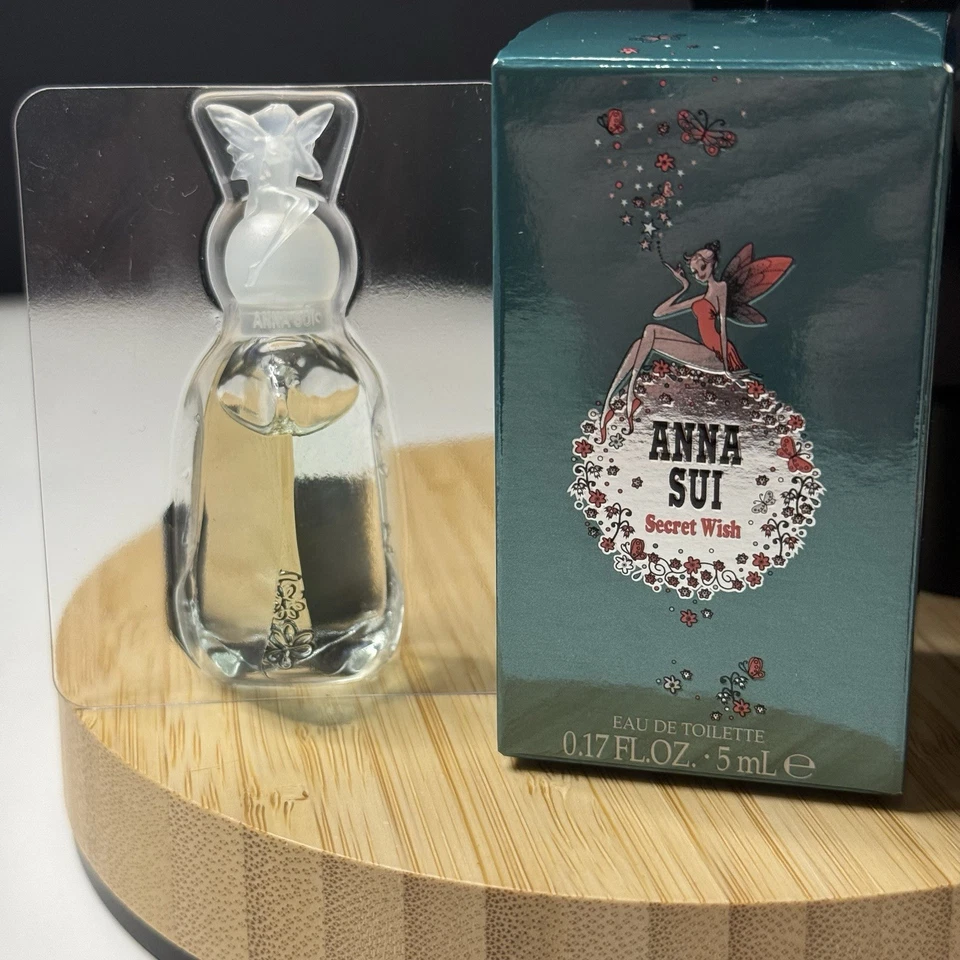 Anna Sui Secret Wish Eau de Toilette Mini / Tamaño de viaje .17 fl. oz. /5ml NUEVO Foto 1 de 4