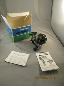 Vintage SHAKESPEARE WONDEREEL 1700 Model DK Fishing Reel w/box, papers, wrench - Picture 1 of 20