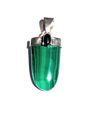 Joyería de cristal de los años 90 colgante en forma de lengua de malaquita cabujón de ónix esterlina Foto 1 de 4
