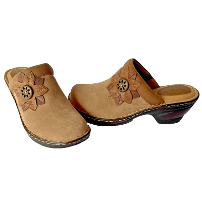 Softspots Lara Suede Leather Slip On Clogs Womens Size 8.5M NEW - Image 1 of 4