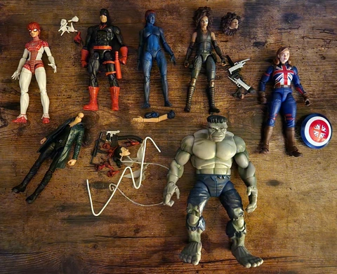 Marvel Legends Lot Of 6 Figures & Parts Cover