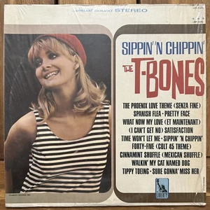 The T-Bones aka Wrecking Crew - Sippin' 'N Chippin' Liberty LST-7446 Vinyl LP - Picture 1 of 6