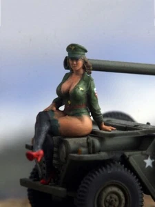 Resin 1/72 WWII American Bomber Cover Girl Mini Figur Szene Requisite Spielzeug Puppe Spielzeug - Bild 1 von 6