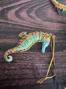 Adorno articulado de caballito de mar Cloisonné - Imagen 1 de 1