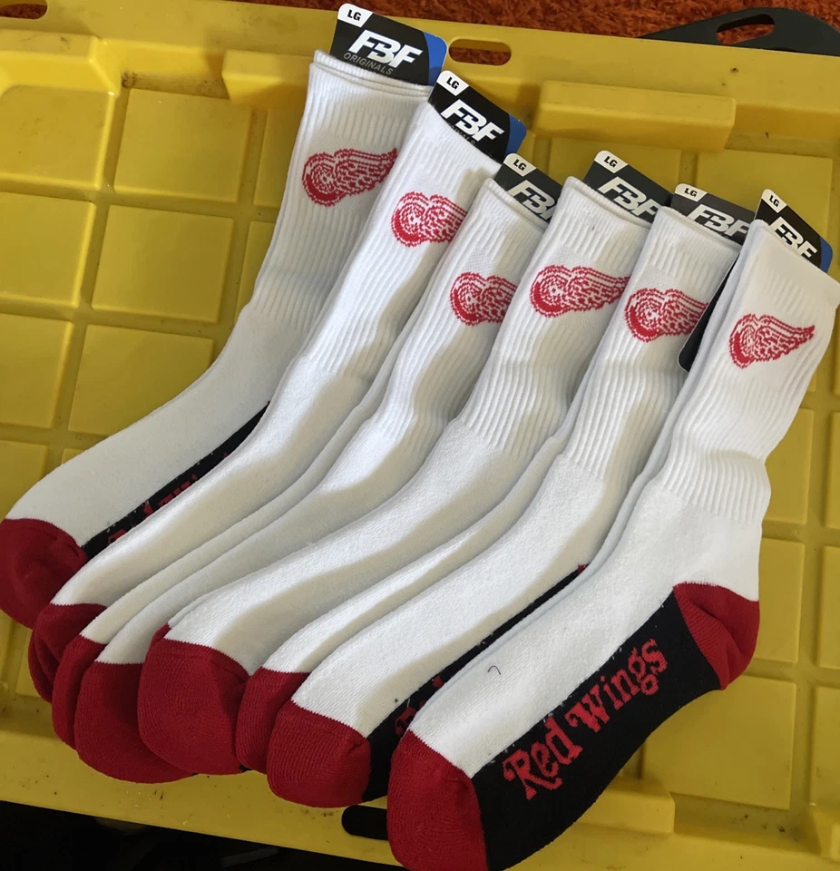 Detroit Red Wings Crew Socks Large Size 10 to 13 White