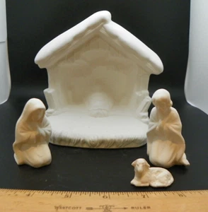 Small Nativity Manger set 4pcs , made from vintage mold Ready-to-paint bisque - Picture 1 of 8
