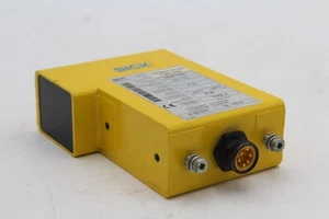 Sick WSU26/2-231A01 Optic Electronic - Picture 1 of 3