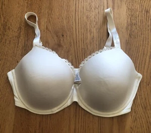 Calvin Klein F2892 Seductive Comfort Lift Push-Up Bra, White Size 36DD Underwire - Picture 1 of 7