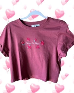 ๐"Love Peace & Lazy Days" Embroidered Front Rose Crop Top Size S, NWT - Picture 1 of 10