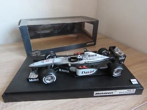 Coche Mattel Hot Wheels Fórmula 1 26740 McLaren David Coulthard modelo diecast 1:18 - Imagen 1 de 9
