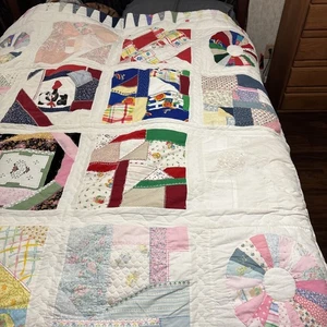 Handgefertigte Steppdecke 78” x 81” - Bild 1 von 24