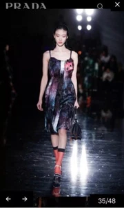 Prada FW 2018 Silk Print Sleeveless Fit n Flare Dress Sz 42IT/6US, NWOT - Picture 1 of 14