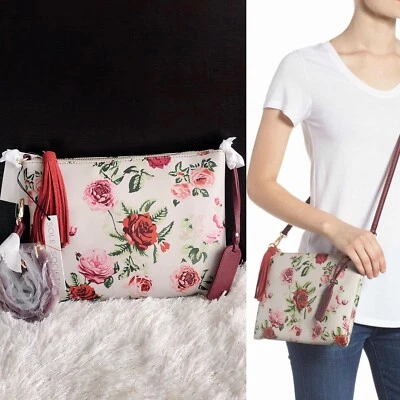 ✨Nuevo Bolso Bandolera SOLE SOCIETY Issia Bolso sin asas Floral Imitación Cuero Borla $40 Nuevo con Etiquetas Foto 1 de 4