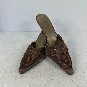 Zapatos de salón marroquíes de cuero marrón con lentejuelas, espalda abierta 7M Ellemenno - Imagen 1 de 9